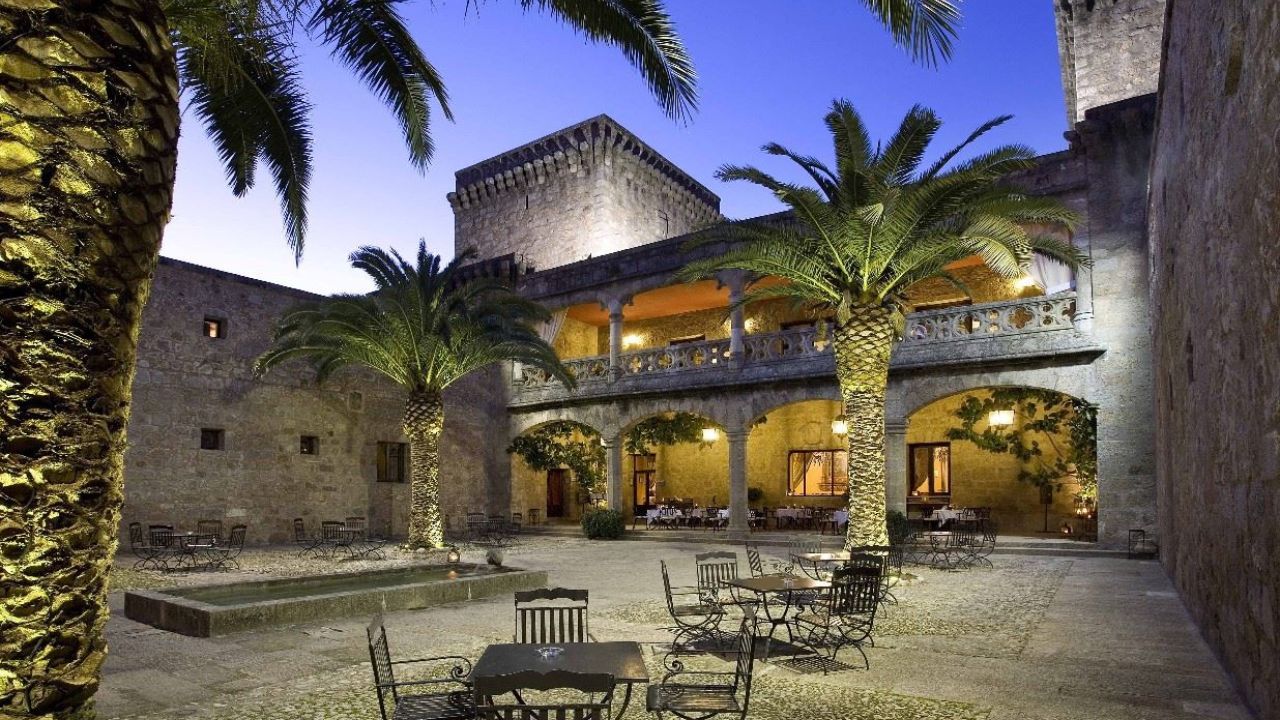 fly fishing lodge gredos Fly Fishing Lodges in Spain
